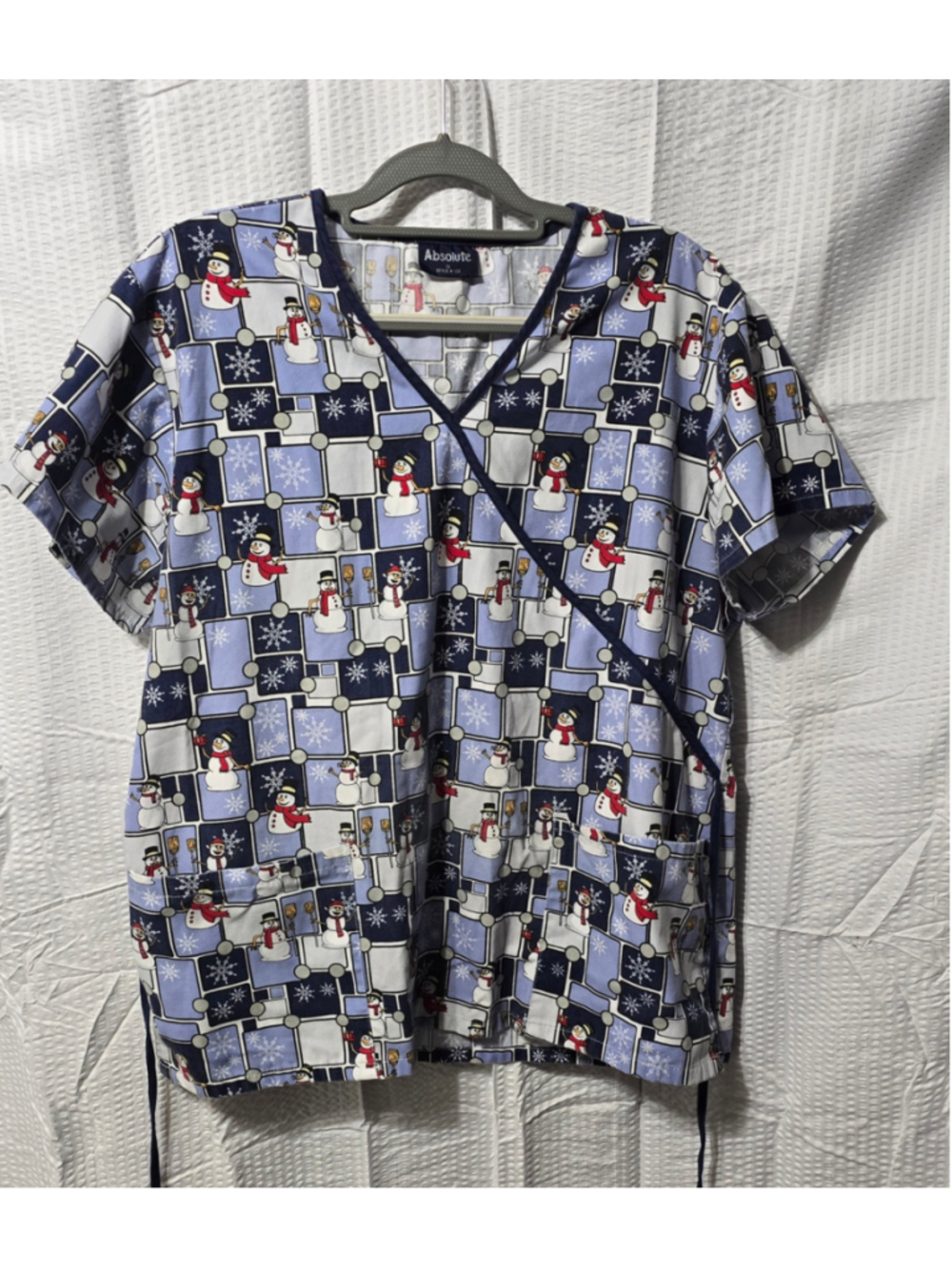 Women's Absolute Christmas Snowman Scrub Top XL Blue White